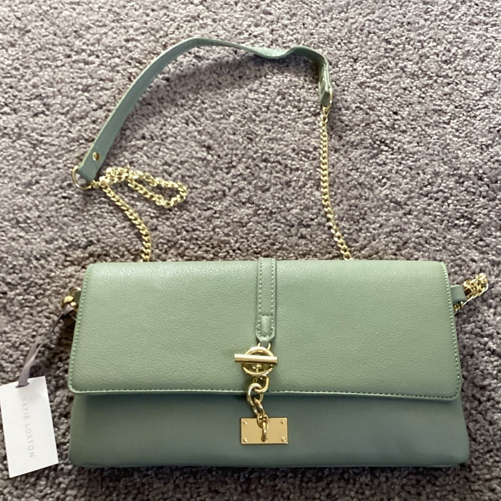 Green Leather Chain Shoulder Bag with Gold Hardware NEVER USED